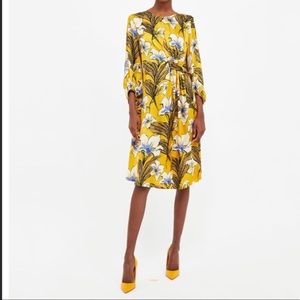 Zara gathered belt floral dress